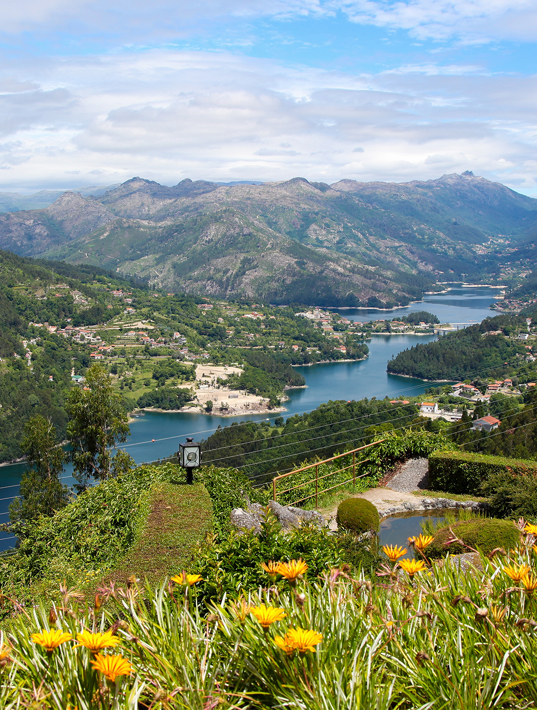 Cascata no Parque Nacional da Peneda-Gerês